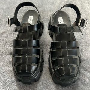 Steve Madden black size 6